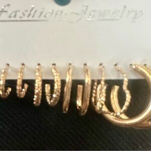 Gold Hoop Earrings Set